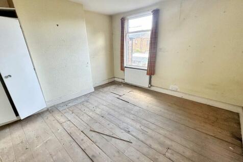 Wild Street-Overview of Bedroom 2