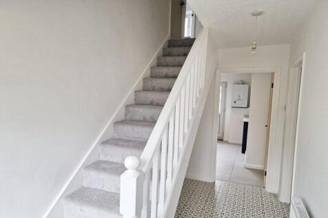 Lindsay Drive- Hall