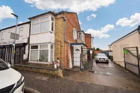 Alma Road - Front of Property