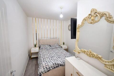 6 Alma Road - Bedroom 1