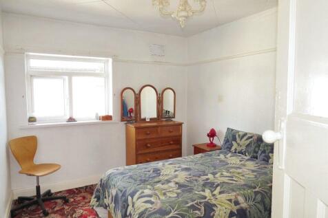Kenilworth Gardens- Bedroom 1