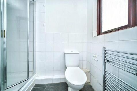 St James Road - EnSuite Bathroom
