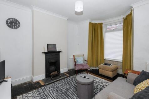 Melton Road - Lounge Overview