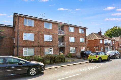 Sunbury Road- Exterior