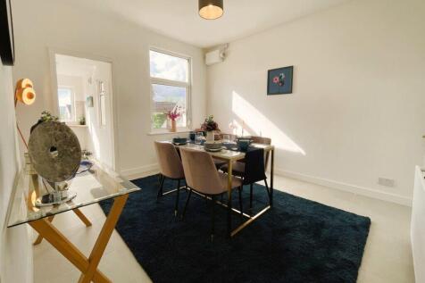 Derbyshire Lane-Dining Room