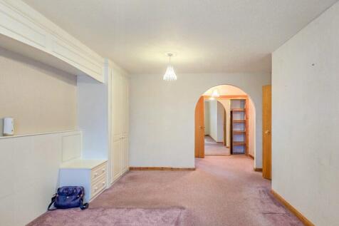 Hilton Heights- Master Bedroom