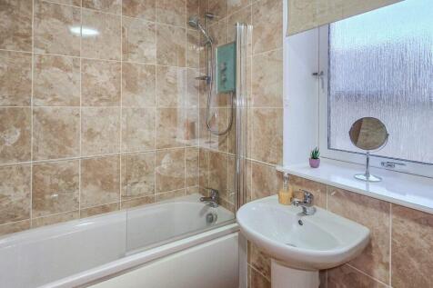 Hilton Heights- Bathroom