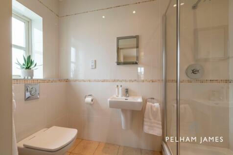 Guest Bedroom En Suite, Corner House, Ketton