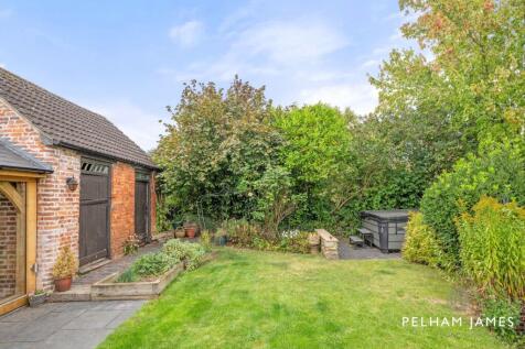 Garden, 8 Barnsdale, Great Easton