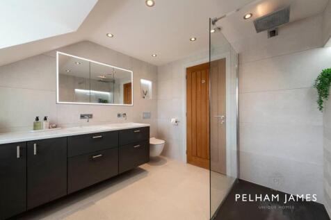 Principal En Suite - Laburnum, Barnack