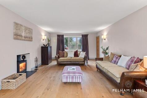 Sitting Room - 170 Eastgate, Deeping St James
