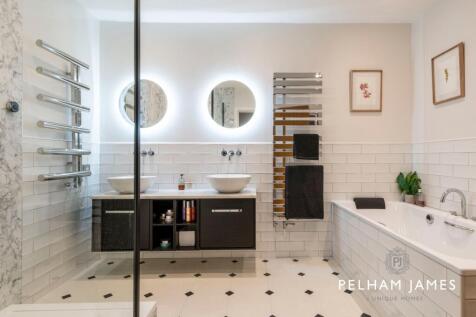 Principal En Suite, Toll Cottage, Empingham
