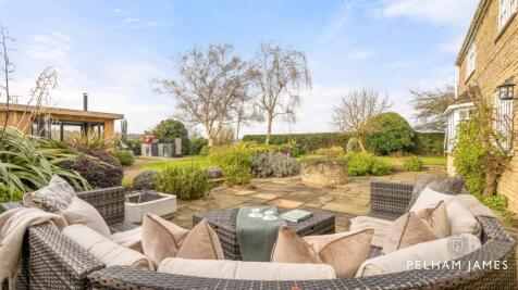Garden, The Old Well House, Ufford