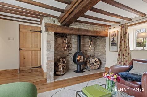 Sitting Room, 24 High Street, Maxey