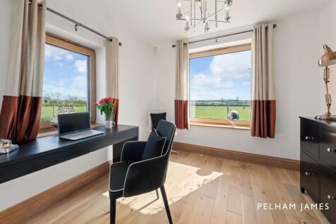 Study / Bedroom 5, Midsummer House, Kings Cliffe