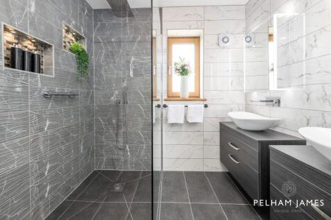 Principal En Suite, Midsummer House, Kings Cliffe