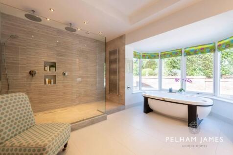 Principal En Suite, Cayman House, Barnack