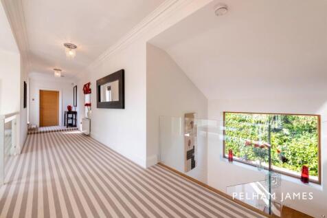 Landing, Cayman House, Barnack
