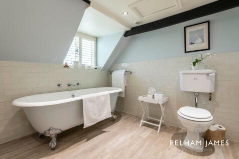 Family Bathroom, Coppice House, Glaston