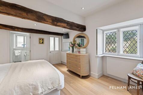 Second Bedroom, Crestwood, Stamford