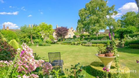 Gardens, Crestwood, Stamford