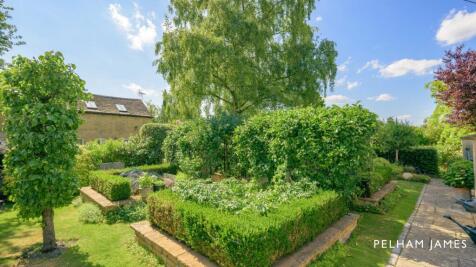 Gardens, Crestwood, Stamford