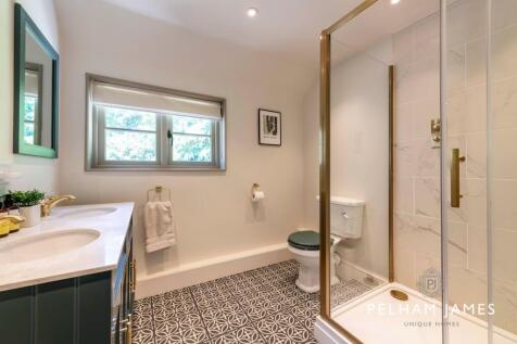 Shower Room, Home Farm, Burley