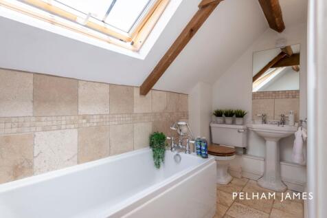 Bathroom, The Old Byre, Whissendine