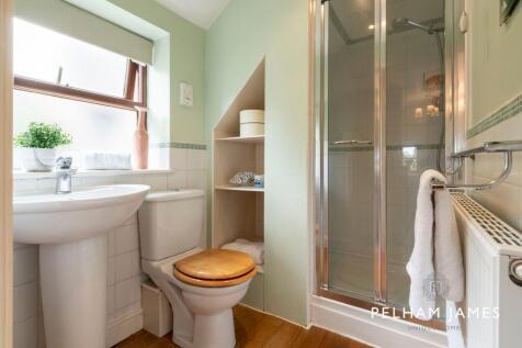 Principal En Suite, Staddlestones Barn, Cottesmore