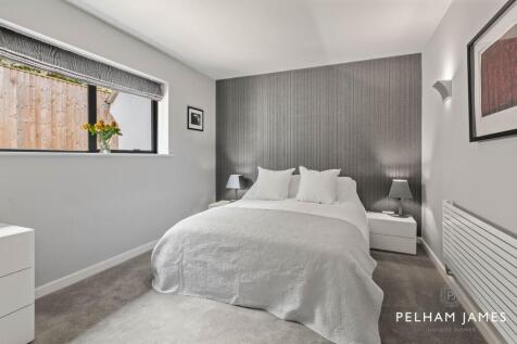 Guest Suite, 11 Bourne Road, Colsterworth