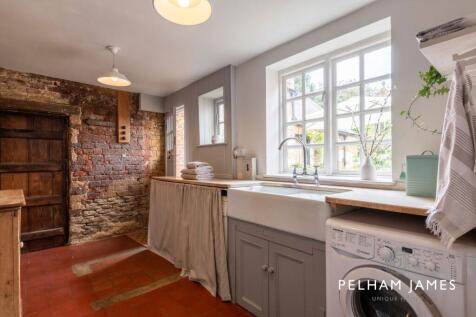 Laundry Room, Kingstone Cottage, Belton