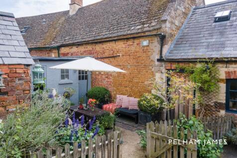 Garden, Kingstone Cottage, Belton