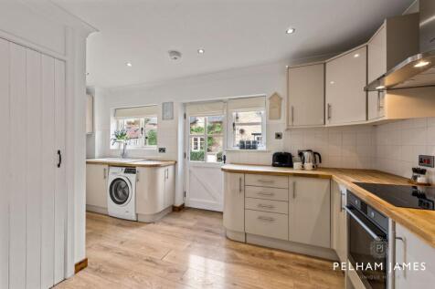 Annexe Kitchen, The Old Smithy, Castor