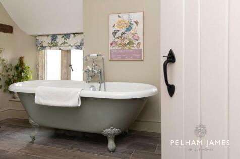 Bathroom, 20 High Street, Easton on the Hill