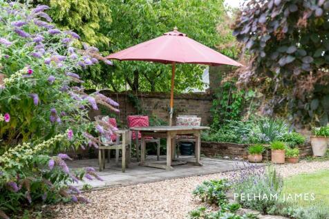 Garden, 20 High Street, Easton on the Hill