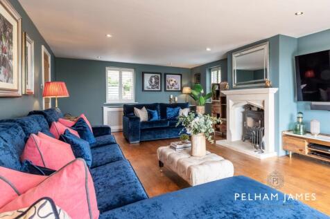 Sitting Room, Corner Barns, Cold Overton