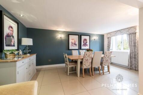 Dining Area, Corner Barns, Cold Overton