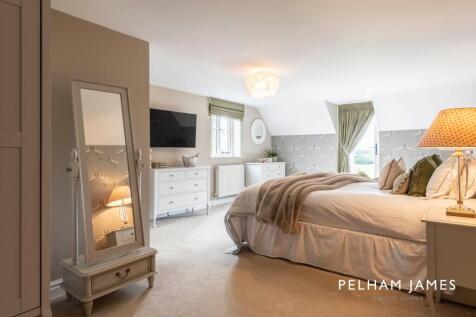 Principal Suite, Corner Barns, Cold Overton