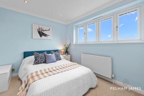 Bedroom Five, Hill House, Corby Glen