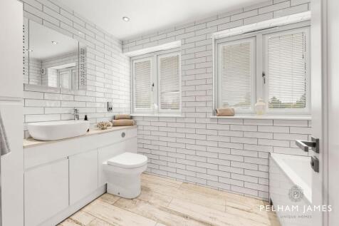 Bathroom, Hill House, Corby Glen