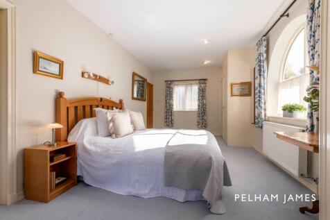 Principal Suite, Brooke House, East Norton