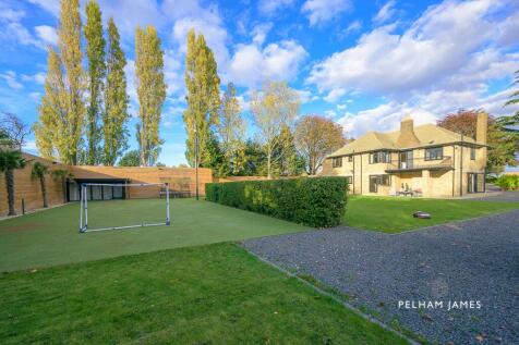 Lincoln Road, Peterborough