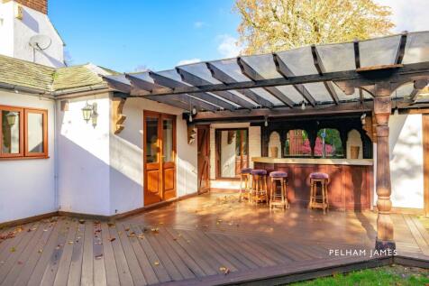 Covered Deck, Westwood Park Road, Peterborough