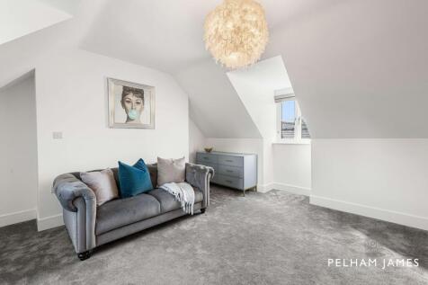 Bedroom Five, Rivers Edge, Great Casterton