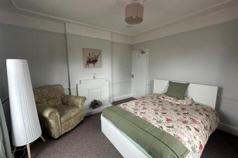 Room 1.2.jpg