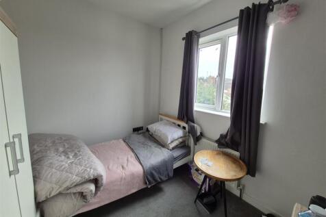 Room 5.jpg