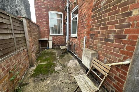 rear garden.jpg
