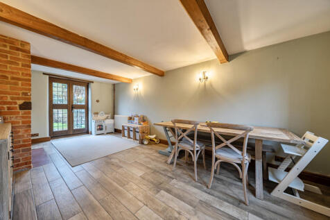 1384556-9-69283e5...