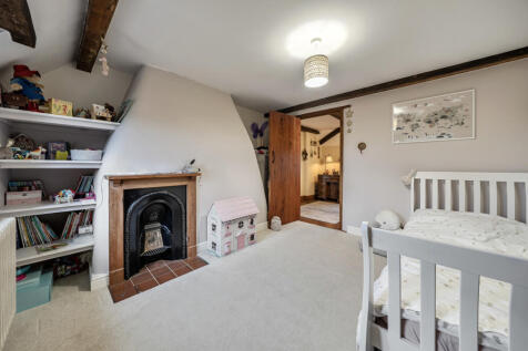 1384556-6-69283e4...