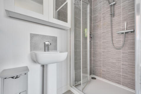 1361397-30-68da8a...